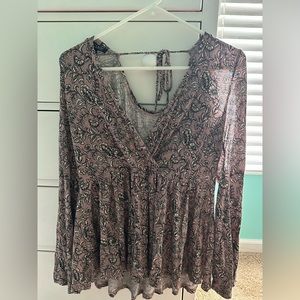 American Eagle soft & sexy paisley shirt